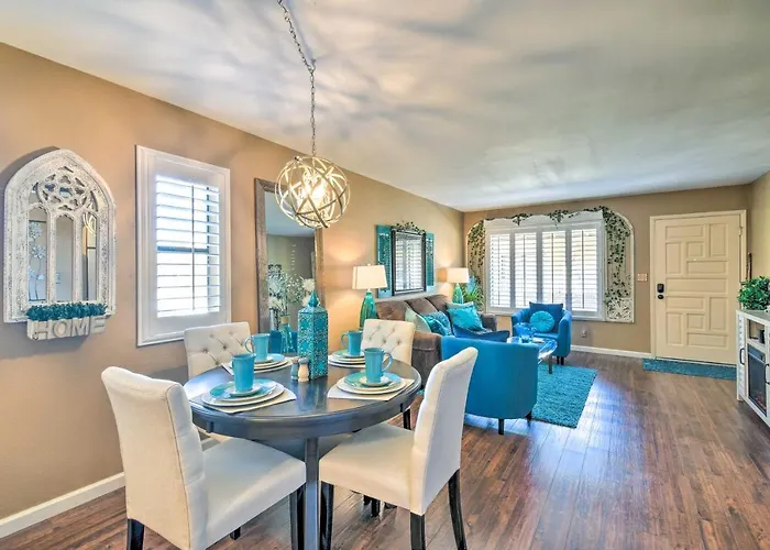 Cozy With Mountain Views! *